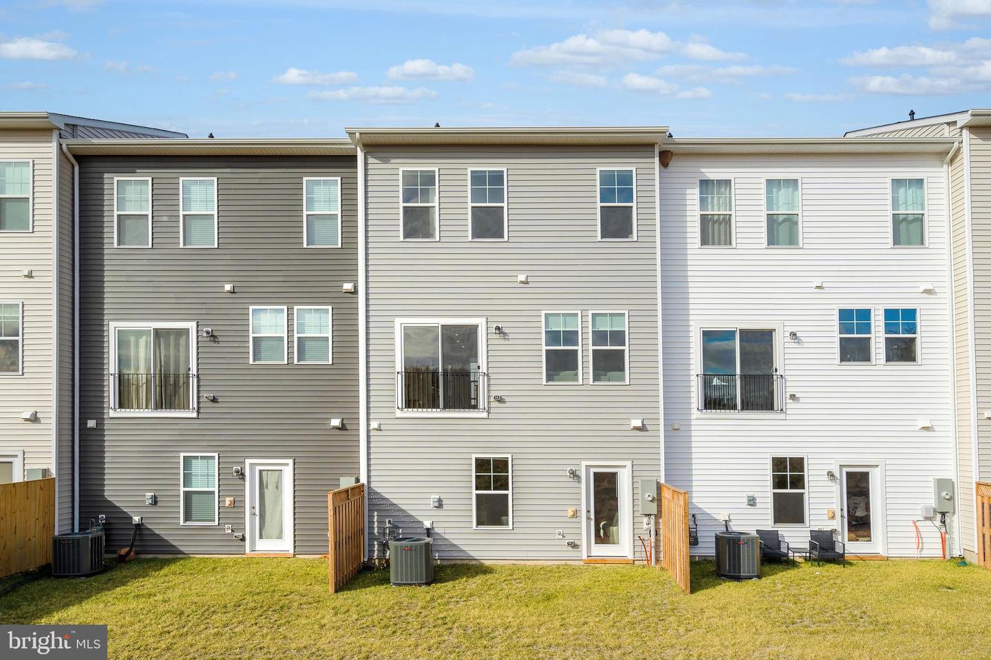 105 CHECKERSPOT, LAKE FREDERICK, Virginia 22630, 3 Bedrooms Bedrooms, ,3 BathroomsBathrooms,Residential,For sale,105 CHECKERSPOT,VAFV2038884 MLS # VAFV2038884