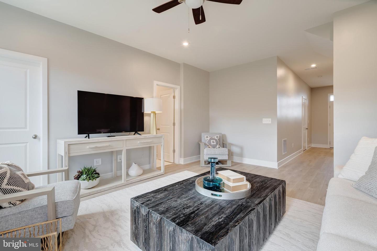 105 CHECKERSPOT, LAKE FREDERICK, Virginia 22630, 3 Bedrooms Bedrooms, ,3 BathroomsBathrooms,Residential,For sale,105 CHECKERSPOT,VAFV2038884 MLS # VAFV2038884