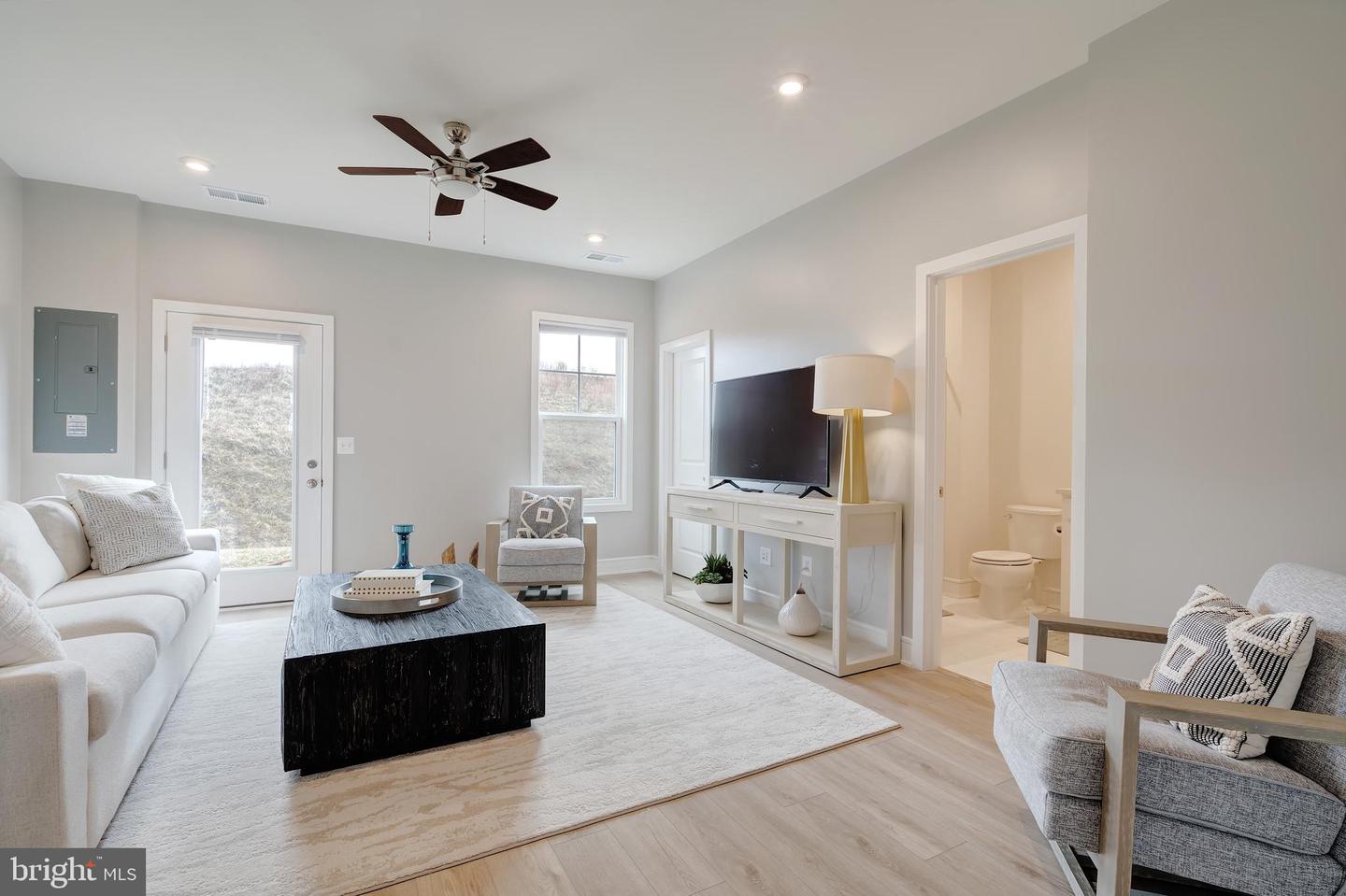 105 CHECKERSPOT, LAKE FREDERICK, Virginia 22630, 3 Bedrooms Bedrooms, ,3 BathroomsBathrooms,Residential,For sale,105 CHECKERSPOT,VAFV2038884 MLS # VAFV2038884