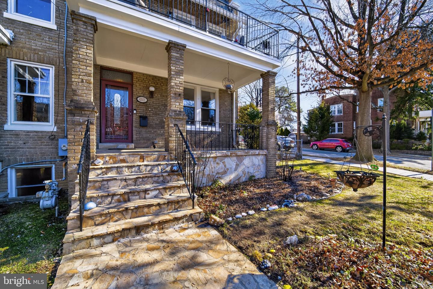 4301 4TH ST NW, WASHINGTON, District Of Columbia 20011, 5 Bedrooms Bedrooms, ,2 BathroomsBathrooms,Residential,For sale,4301 4TH ST NW,DCDC2241138 MLS # DCDC2241138