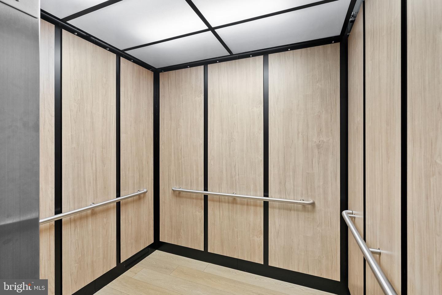 22171 SPRINGSIDE TER #400, ASHBURN, Virginia 20148, 3 Bedrooms Bedrooms, ,2 BathroomsBathrooms,Residential,For sale,22171 SPRINGSIDE TER #400,VALO2113902 MLS # VALO2113902