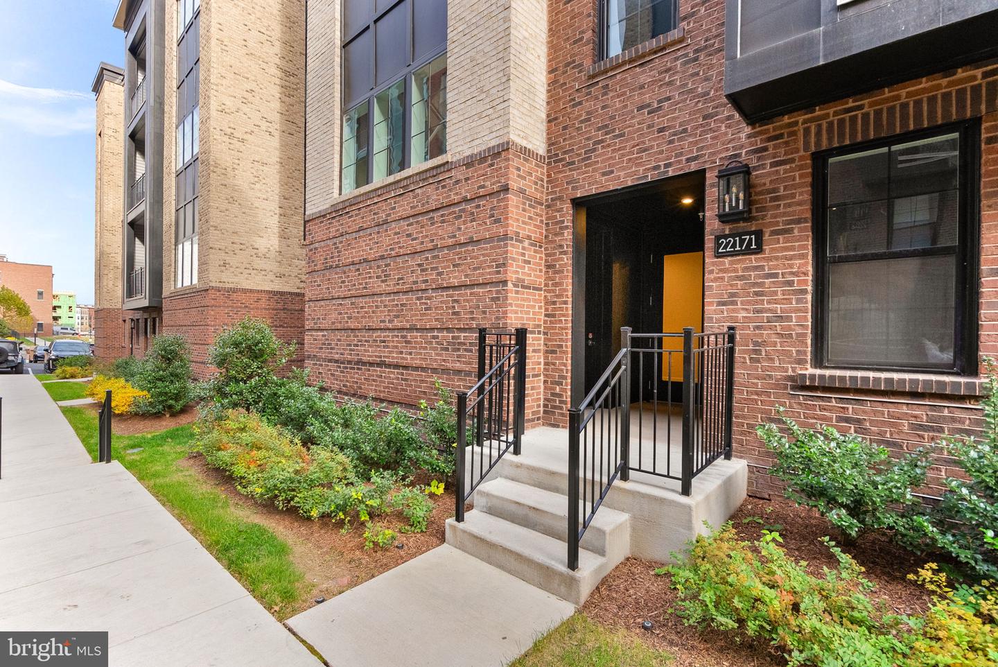 22171 SPRINGSIDE TER #400, ASHBURN, Virginia 20148, 3 Bedrooms Bedrooms, ,2 BathroomsBathrooms,Residential,For sale,22171 SPRINGSIDE TER #400,VALO2113902 MLS # VALO2113902