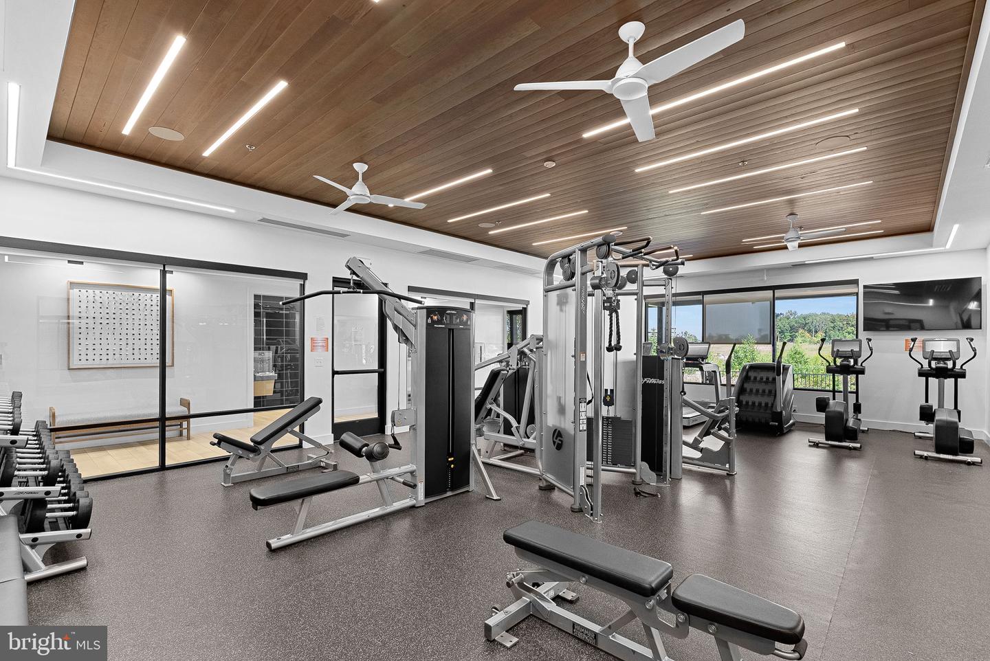 22171 SPRINGSIDE TER #400, ASHBURN, Virginia 20148, 3 Bedrooms Bedrooms, ,2 BathroomsBathrooms,Residential,For sale,22171 SPRINGSIDE TER #400,VALO2113902 MLS # VALO2113902