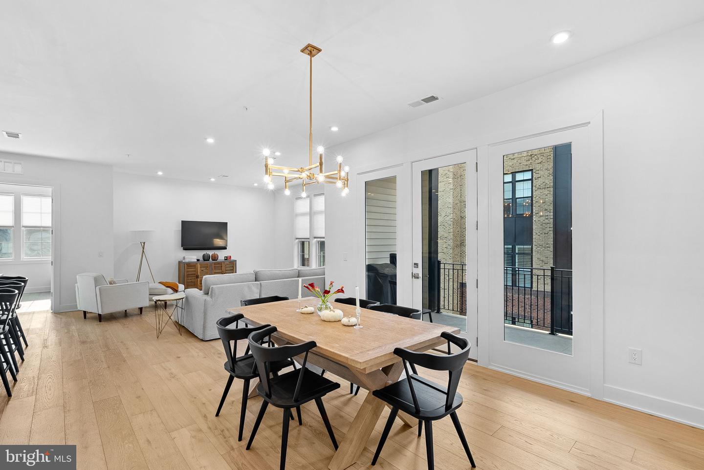 22171 SPRINGSIDE TER #400, ASHBURN, Virginia 20148, 3 Bedrooms Bedrooms, ,2 BathroomsBathrooms,Residential,For sale,22171 SPRINGSIDE TER #400,VALO2113902 MLS # VALO2113902