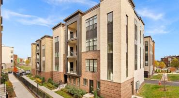 22171 SPRINGSIDE TER #400, ASHBURN, Virginia 20148, 3 Bedrooms Bedrooms, ,2 BathroomsBathrooms,Residential,For sale,22171 SPRINGSIDE TER #400,VALO2113902 MLS # VALO2113902