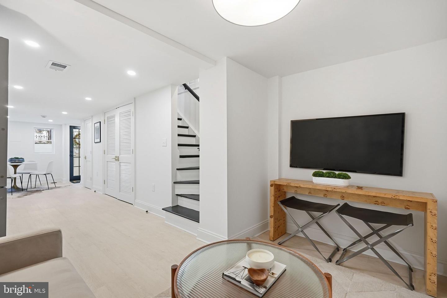 1608 33RD ST NW, WASHINGTON, District Of Columbia 20007, 2 Bedrooms Bedrooms, ,1 BathroomBathrooms,Residential,For sale,1608 33RD ST NW,DCDC2241222 MLS # DCDC2241222 1608 33RD ST NW, WASHINGTON, District Of Columbia 20007, 2 Bedrooms Bedrooms, ,1 BathroomBathrooms,Residential,For sale,1608 33RD ST NW,DCDC2241222 MLS # DCDC2241222