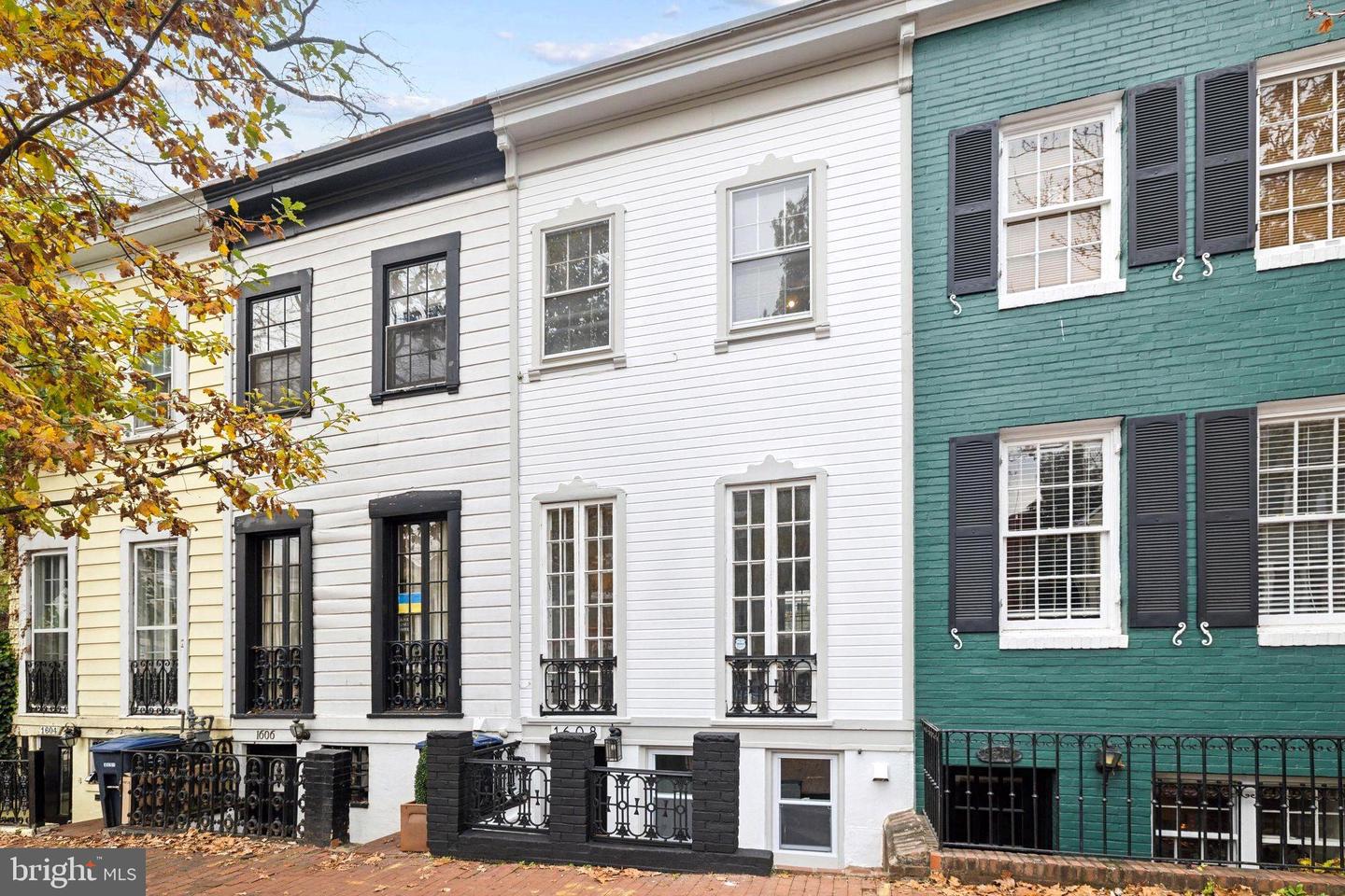 1608 33RD ST NW, WASHINGTON, District Of Columbia 20007, 2 Bedrooms Bedrooms, ,1 BathroomBathrooms,Residential,For sale,1608 33RD ST NW,DCDC2241222 MLS # DCDC2241222 1608 33RD ST NW, WASHINGTON, District Of Columbia 20007, 2 Bedrooms Bedrooms, ,1 BathroomBathrooms,Residential,For sale,1608 33RD ST NW,DCDC2241222 MLS # DCDC2241222