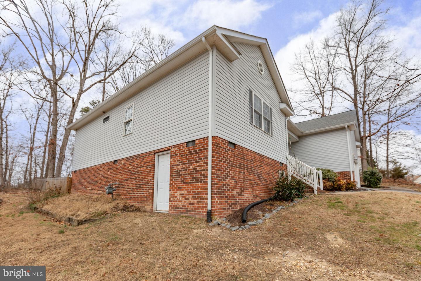 10320 WATFORD LN, FREDERICKSBURG, Virginia 22408, 4 Bedrooms Bedrooms, ,2 BathroomsBathrooms,Residential,For sale,10320 WATFORD LN,VASP2038622 MLS # VASP2038622 10320 WATFORD LN, FREDERICKSBURG, Virginia 22408, 4 Bedrooms Bedrooms, ,2 BathroomsBathrooms,Residential,For sale,10320 WATFORD LN,VASP2038622 MLS # VASP2038622