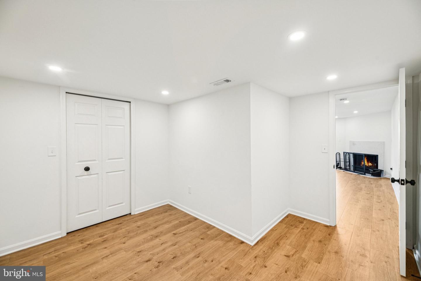 6347 CHIMNEY WOOD CT, ALEXANDRIA, Virginia 22306, 4 Bedrooms Bedrooms, 11 Rooms Rooms,2 BathroomsBathrooms,Residential,For sale,6347 CHIMNEY WOOD CT,VAFX2285688 MLS # VAFX2285688