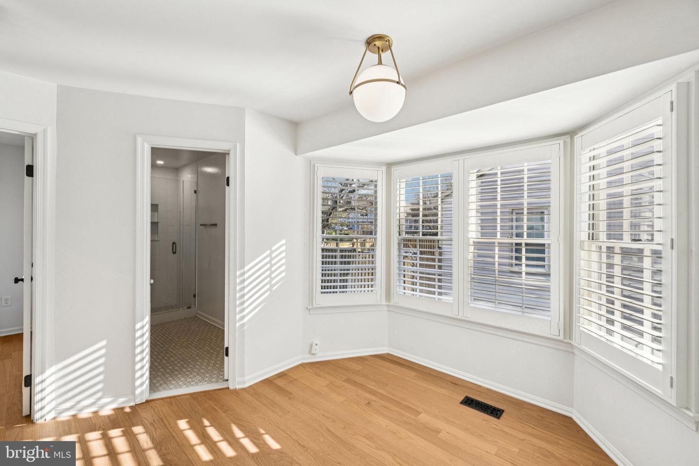 6347 CHIMNEY WOOD CT, ALEXANDRIA, Virginia 22306, 4 Bedrooms Bedrooms, 11 Rooms Rooms,2 BathroomsBathrooms,Residential,For sale,6347 CHIMNEY WOOD CT,VAFX2285688 MLS # VAFX2285688