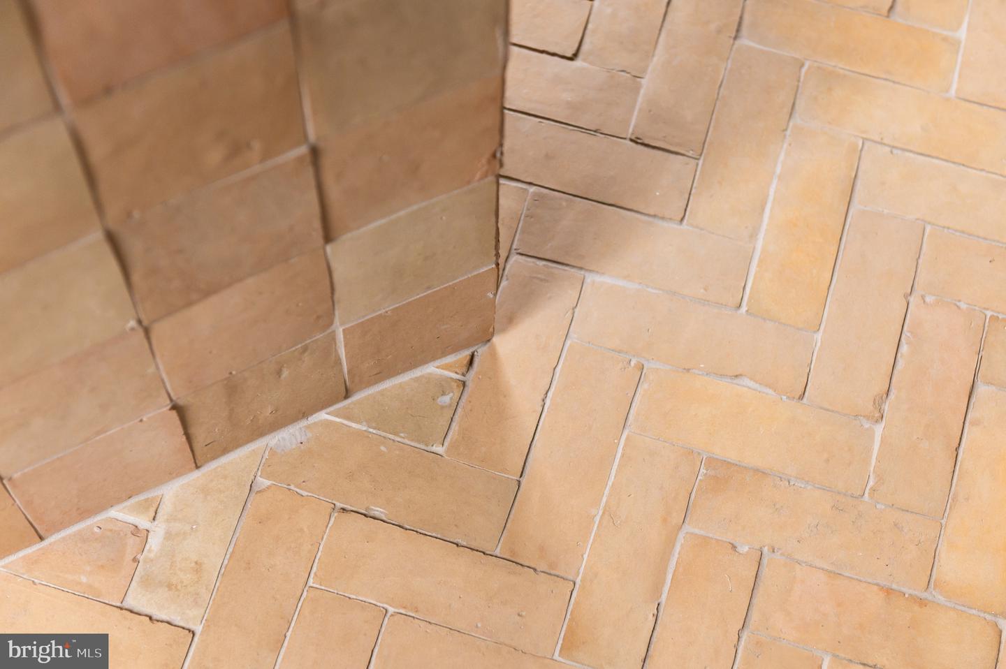 4283 38TH ST N, ARLINGTON, Virginia 22207, 6 Bedrooms Bedrooms, ,6 BathroomsBathrooms,Residential,For sale,4283 38TH ST N,VAAR2067730 MLS # VAAR2067730