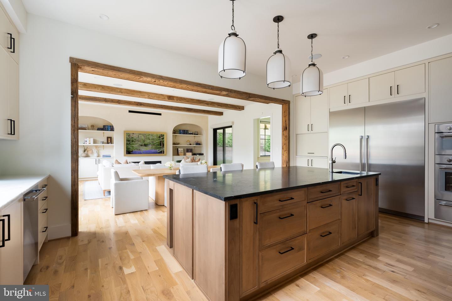 4283 38TH ST N, ARLINGTON, Virginia 22207, 6 Bedrooms Bedrooms, ,6 BathroomsBathrooms,Residential,For sale,4283 38TH ST N,VAAR2067730 MLS # VAAR2067730