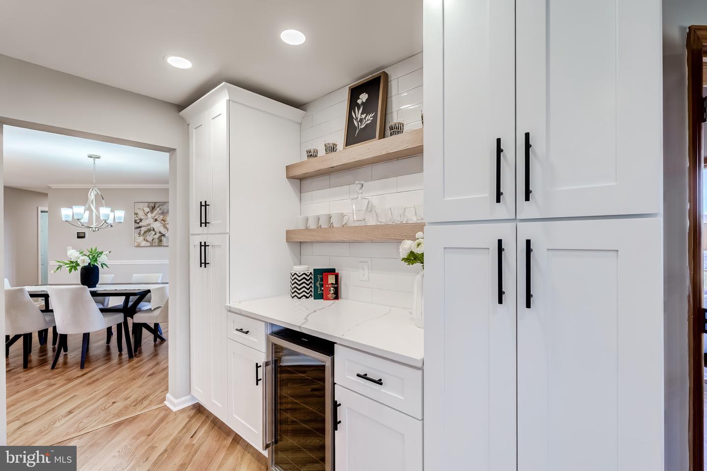 35405 CARNOUSTIE CIR, ROUND HILL, Virginia 20141, 4 Bedrooms Bedrooms, ,4 BathroomsBathrooms,Residential,For sale,35405 CARNOUSTIE CIR,VALO2113942 MLS # VALO2113942