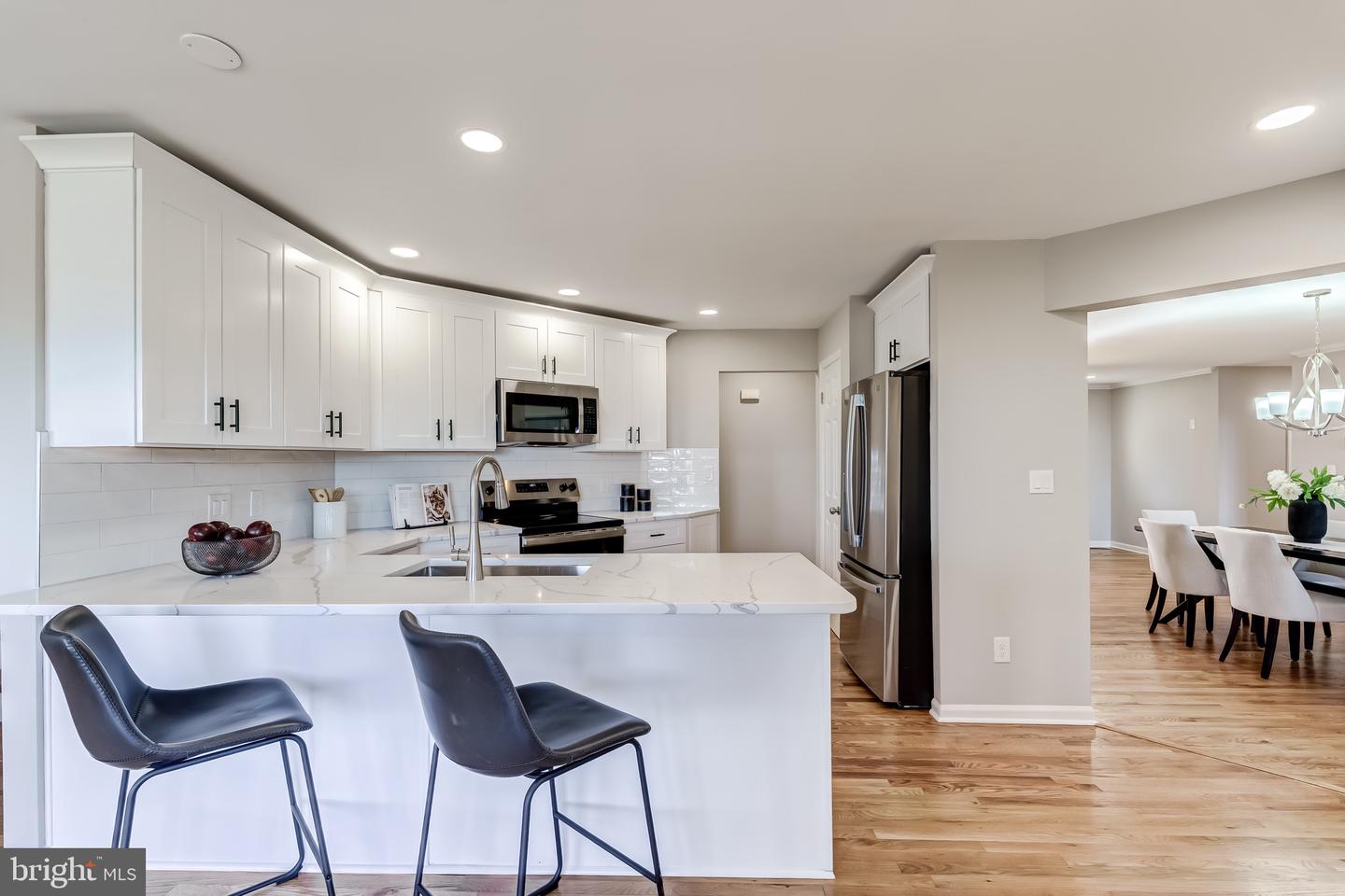 35405 CARNOUSTIE CIR, ROUND HILL, Virginia 20141, 4 Bedrooms Bedrooms, ,4 BathroomsBathrooms,Residential,For sale,35405 CARNOUSTIE CIR,VALO2113942 MLS # VALO2113942