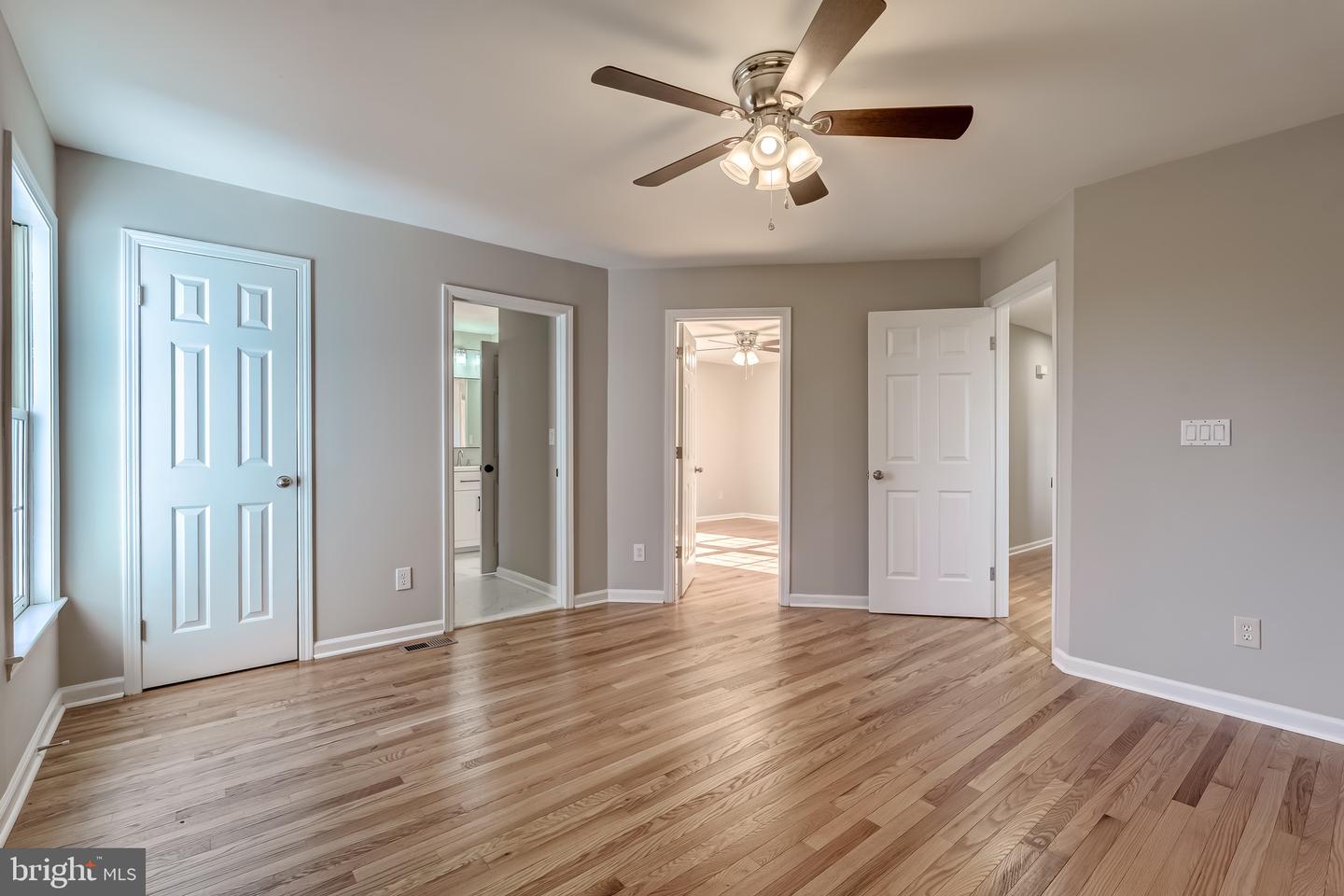 35405 CARNOUSTIE CIR, ROUND HILL, Virginia 20141, 4 Bedrooms Bedrooms, ,4 BathroomsBathrooms,Residential,For sale,35405 CARNOUSTIE CIR,VALO2113942 MLS # VALO2113942