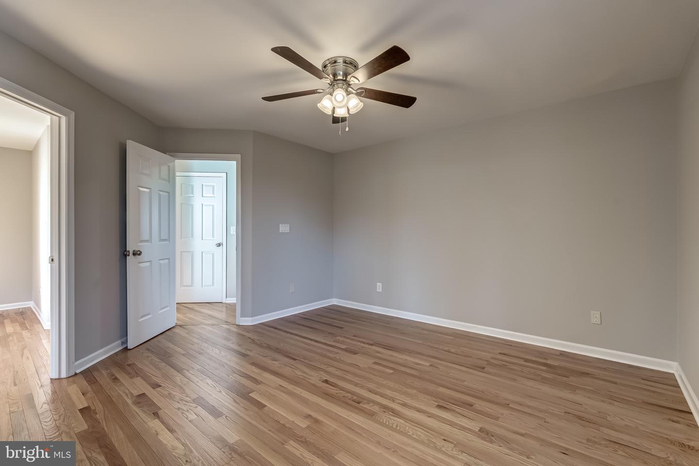 35405 CARNOUSTIE CIR, ROUND HILL, Virginia 20141, 4 Bedrooms Bedrooms, ,4 BathroomsBathrooms,Residential,For sale,35405 CARNOUSTIE CIR,VALO2113942 MLS # VALO2113942