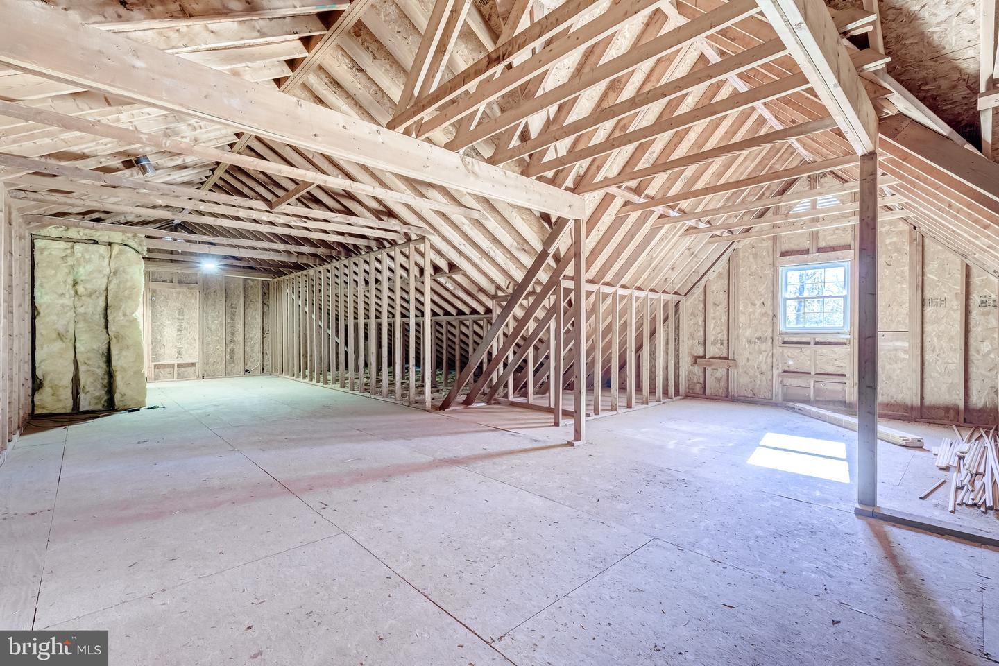 35405 CARNOUSTIE CIR, ROUND HILL, Virginia 20141, 4 Bedrooms Bedrooms, ,4 BathroomsBathrooms,Residential,For sale,35405 CARNOUSTIE CIR,VALO2113942 MLS # VALO2113942