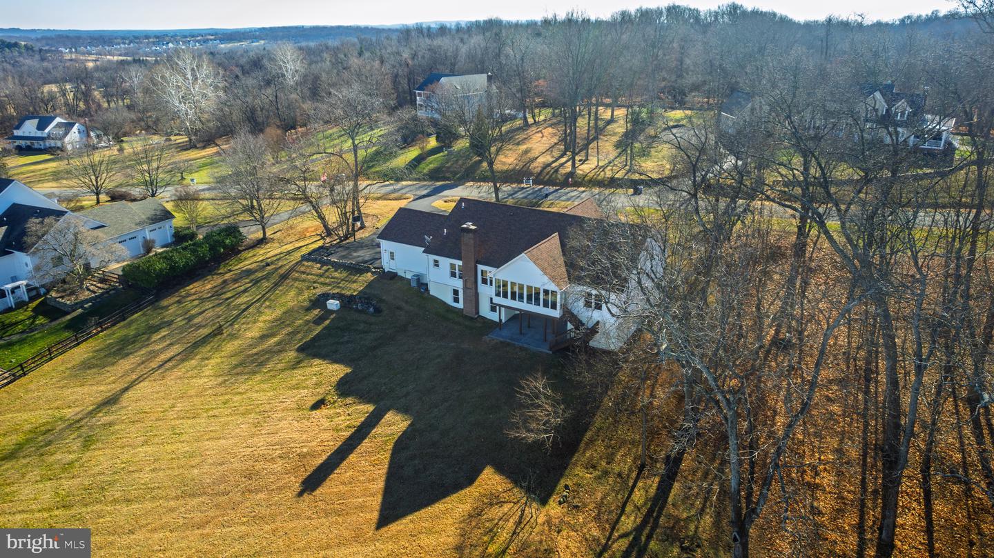 35405 CARNOUSTIE CIR, ROUND HILL, Virginia 20141, 4 Bedrooms Bedrooms, ,4 BathroomsBathrooms,Residential,For sale,35405 CARNOUSTIE CIR,VALO2113942 MLS # VALO2113942