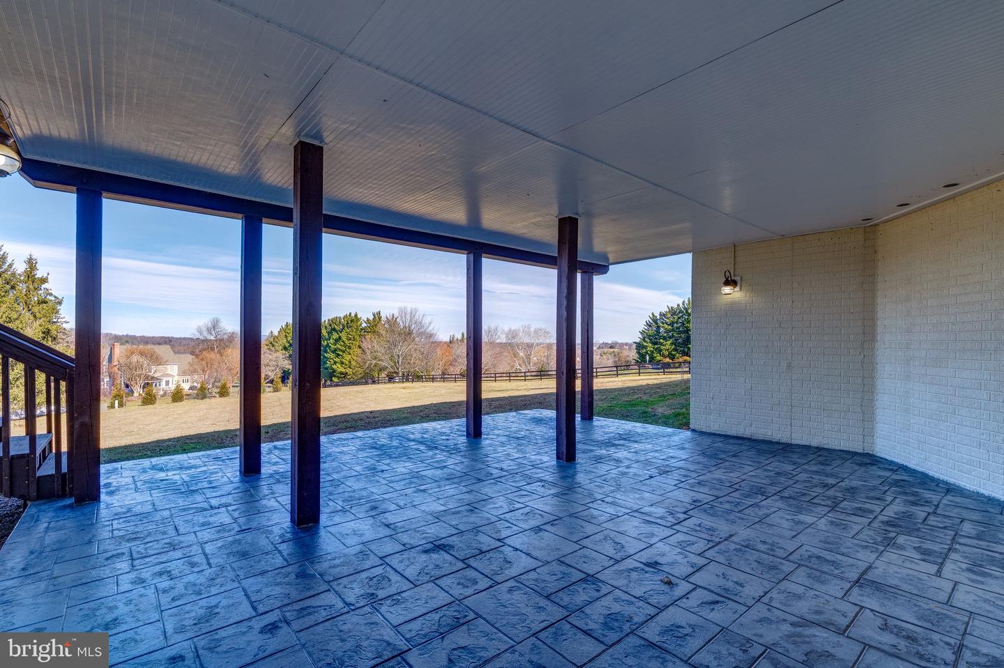 35405 CARNOUSTIE CIR, ROUND HILL, Virginia 20141, 4 Bedrooms Bedrooms, ,4 BathroomsBathrooms,Residential,For sale,35405 CARNOUSTIE CIR,VALO2113942 MLS # VALO2113942