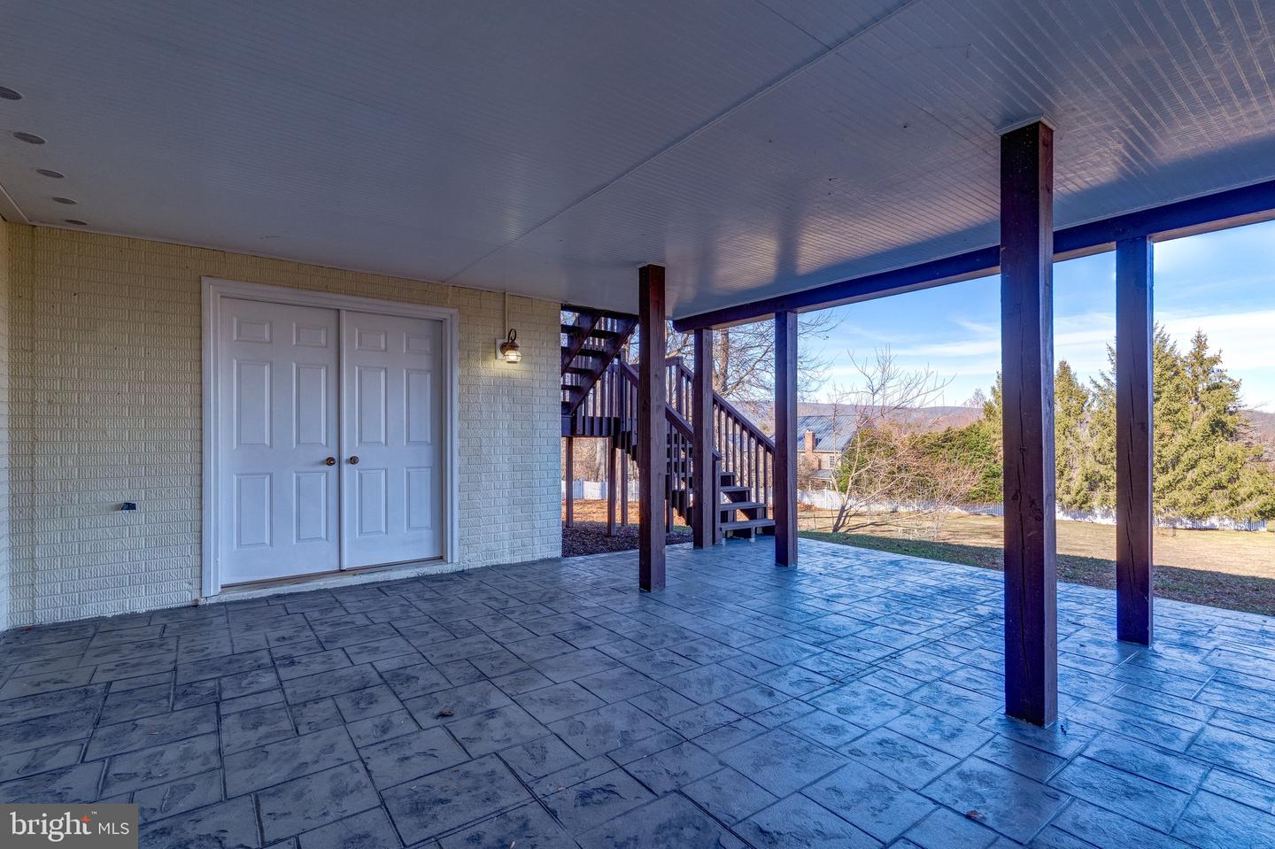 35405 CARNOUSTIE CIR, ROUND HILL, Virginia 20141, 4 Bedrooms Bedrooms, ,4 BathroomsBathrooms,Residential,For sale,35405 CARNOUSTIE CIR,VALO2113942 MLS # VALO2113942