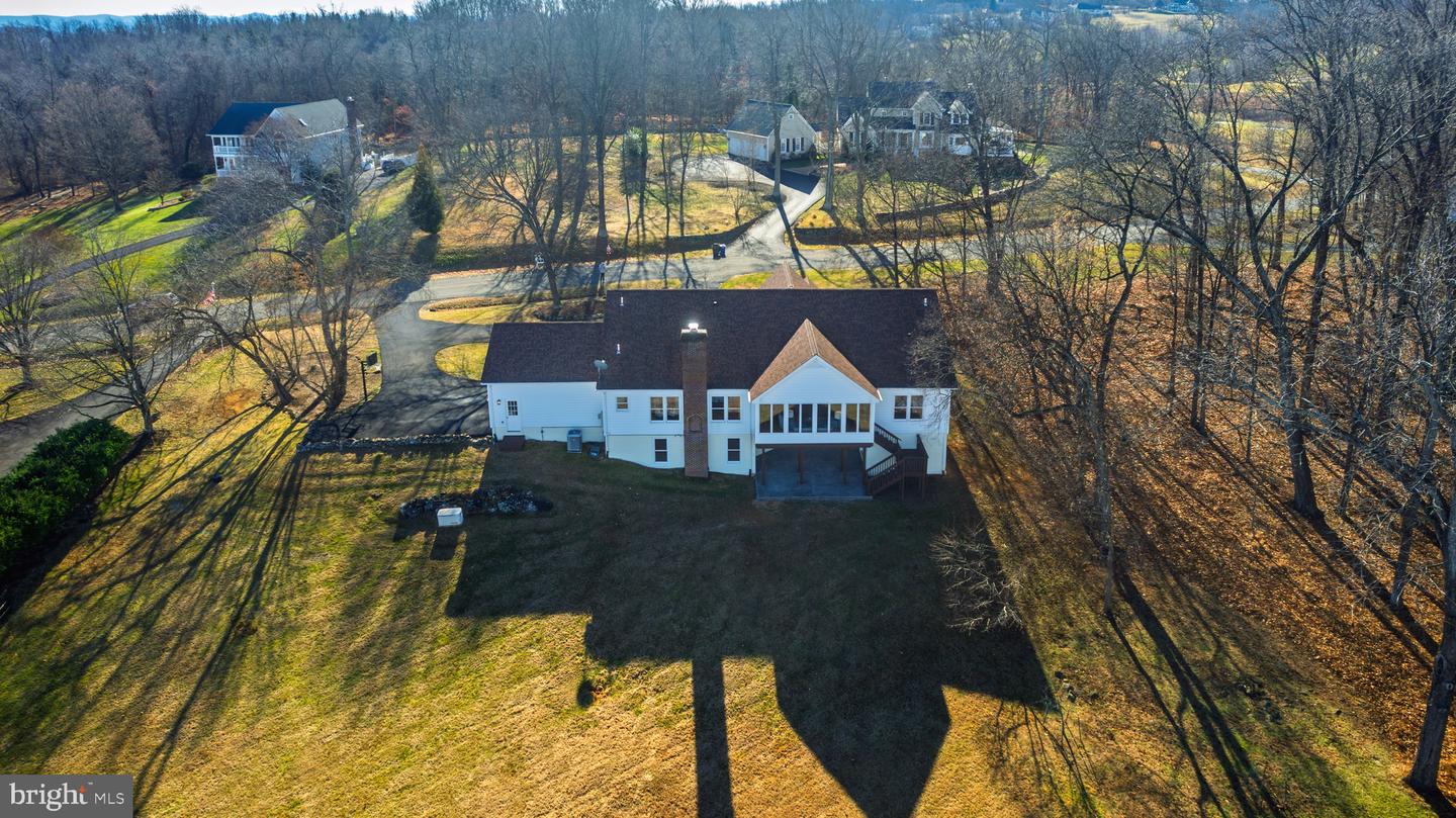 35405 CARNOUSTIE CIR, ROUND HILL, Virginia 20141, 4 Bedrooms Bedrooms, ,4 BathroomsBathrooms,Residential,For sale,35405 CARNOUSTIE CIR,VALO2113942 MLS # VALO2113942