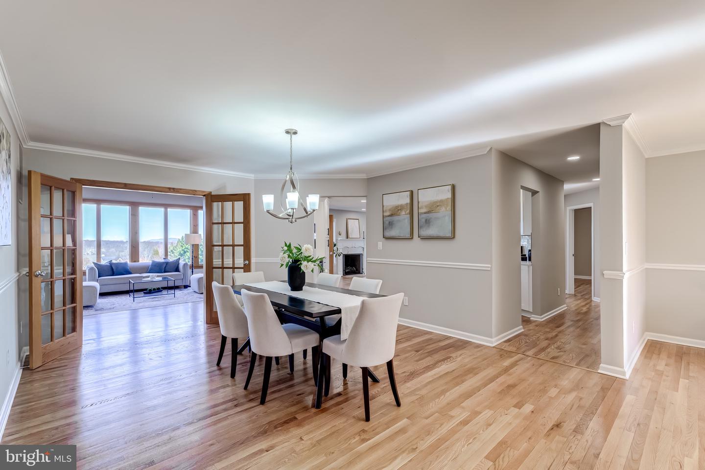 35405 CARNOUSTIE CIR, ROUND HILL, Virginia 20141, 4 Bedrooms Bedrooms, ,4 BathroomsBathrooms,Residential,For sale,35405 CARNOUSTIE CIR,VALO2113942 MLS # VALO2113942