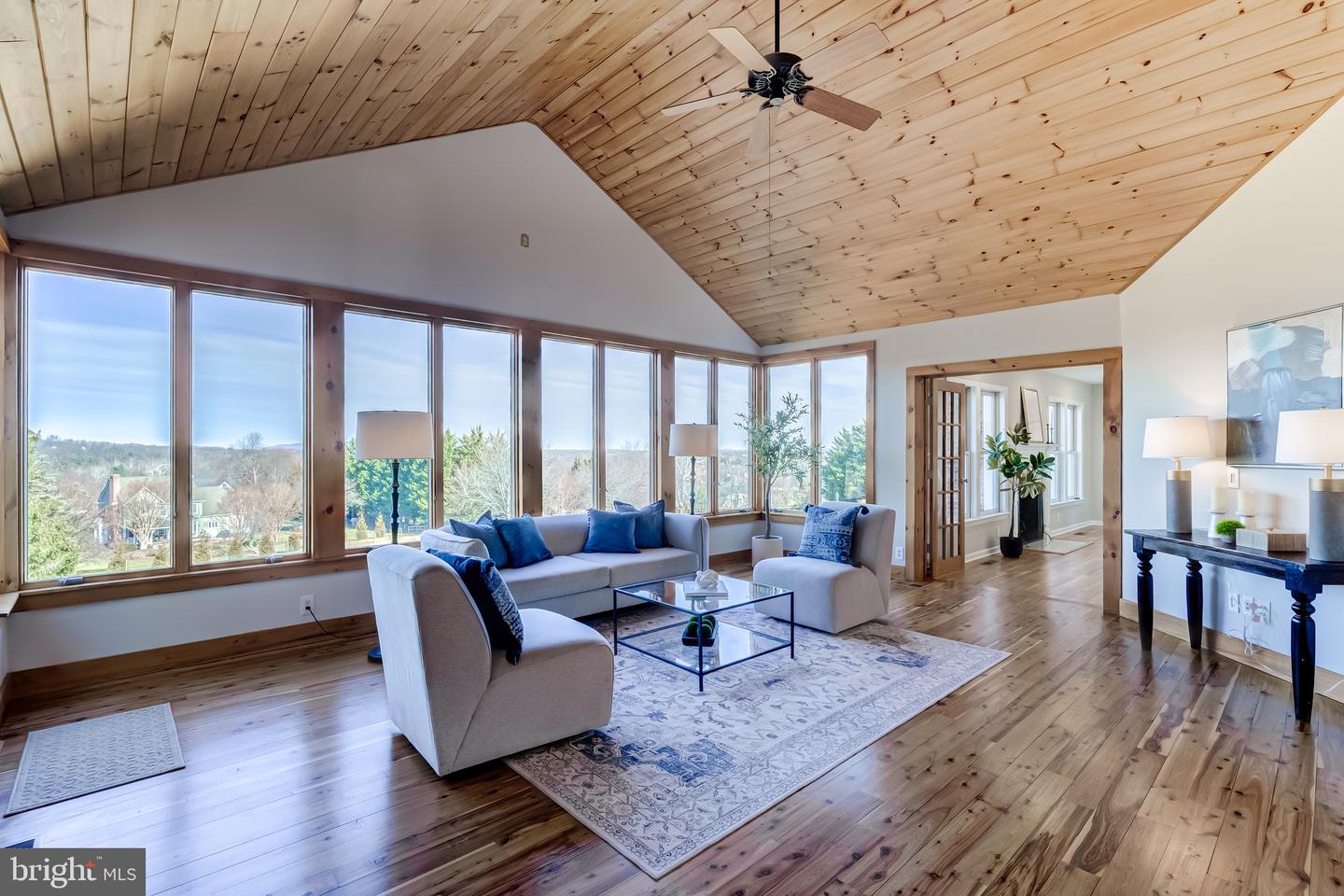 35405 CARNOUSTIE CIR, ROUND HILL, Virginia 20141, 4 Bedrooms Bedrooms, ,4 BathroomsBathrooms,Residential,For sale,35405 CARNOUSTIE CIR,VALO2113942 MLS # VALO2113942