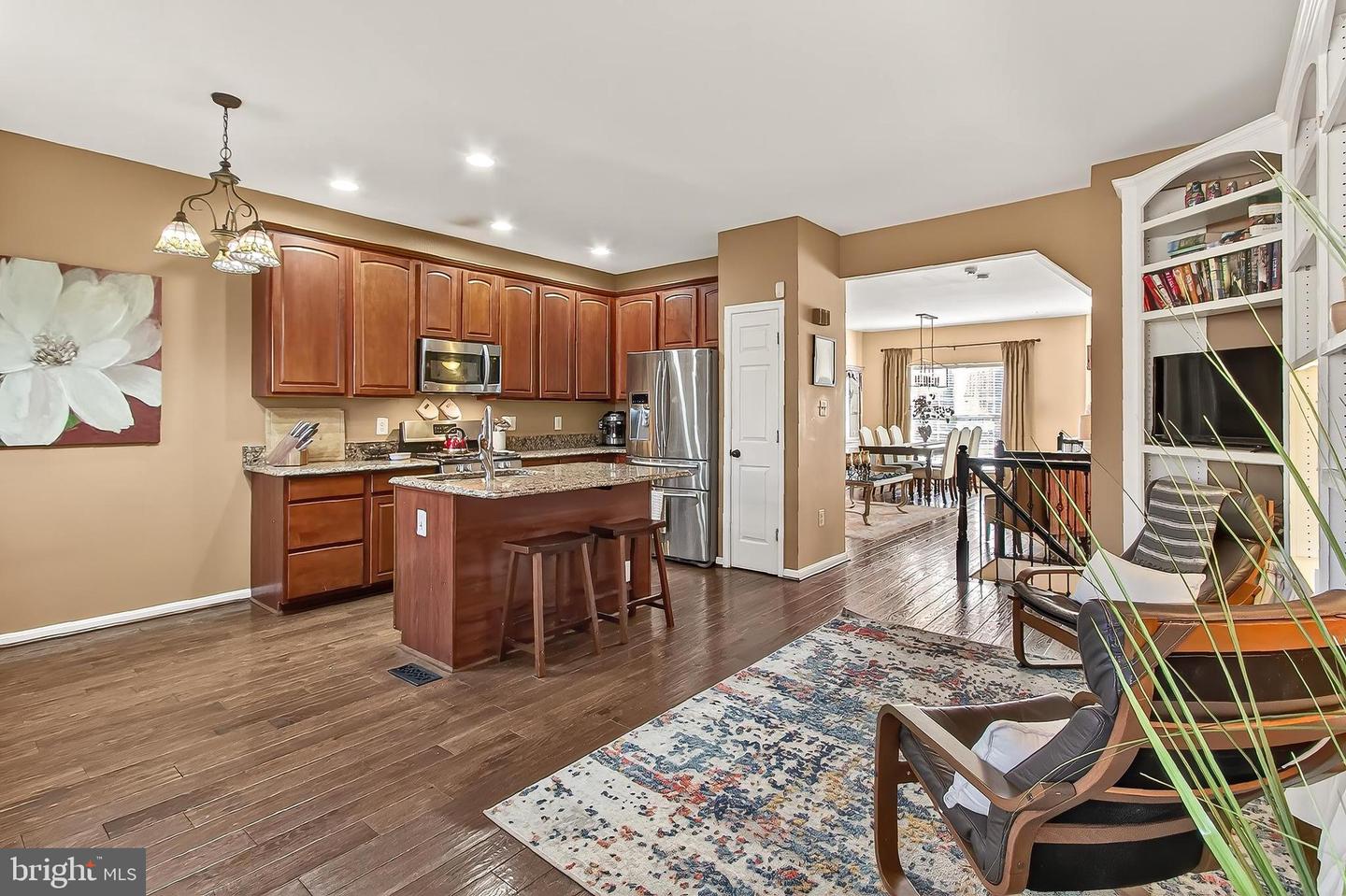 8445 CARMELA CIR, SPRINGFIELD, Virginia 22153, 3 Bedrooms Bedrooms, ,3 BathroomsBathrooms,Residential,For sale,8445 CARMELA CIR,VAFX2285780 MLS # VAFX2285780