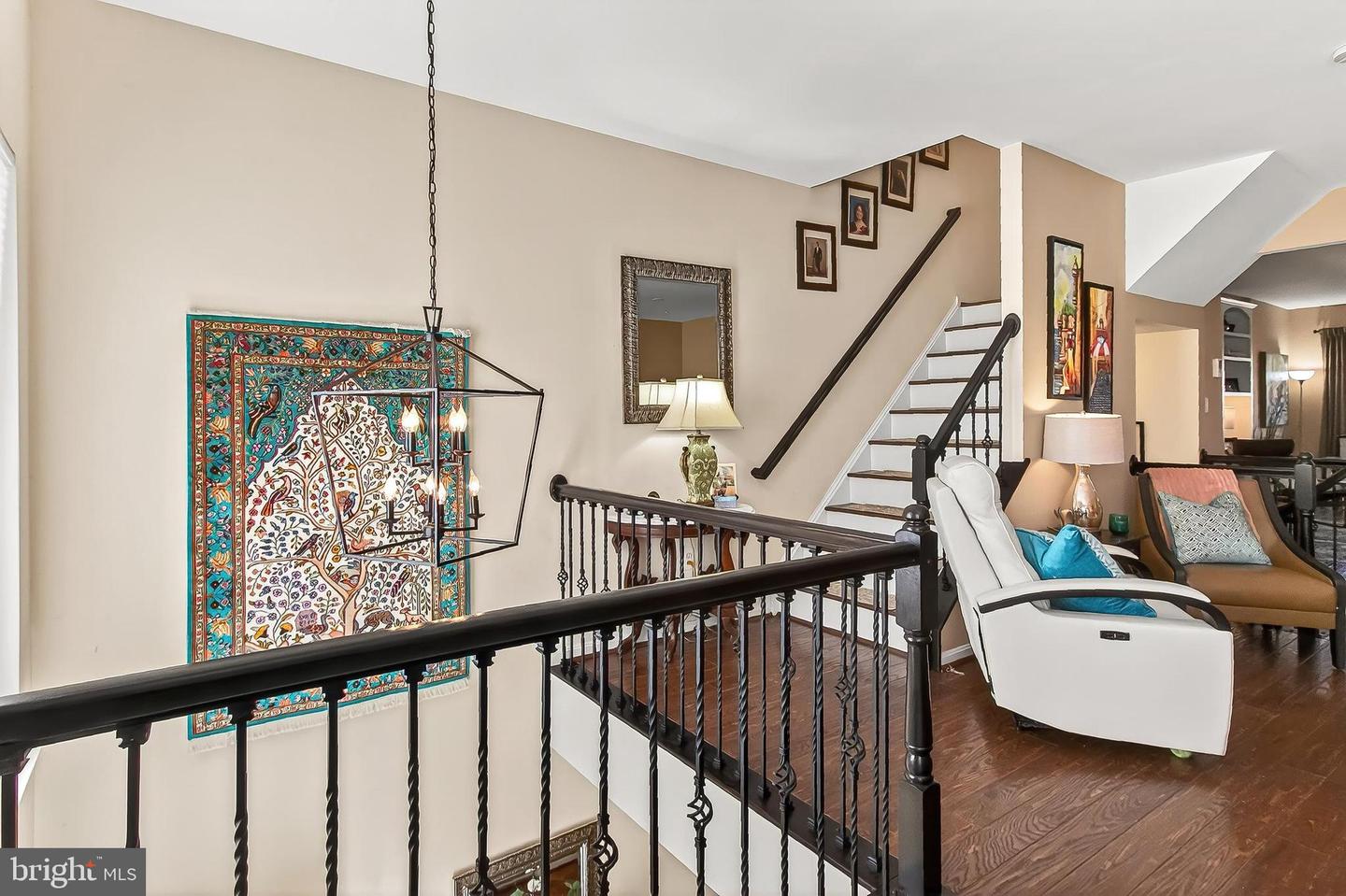 8445 CARMELA CIR, SPRINGFIELD, Virginia 22153, 3 Bedrooms Bedrooms, ,3 BathroomsBathrooms,Residential,For sale,8445 CARMELA CIR,VAFX2285780 MLS # VAFX2285780