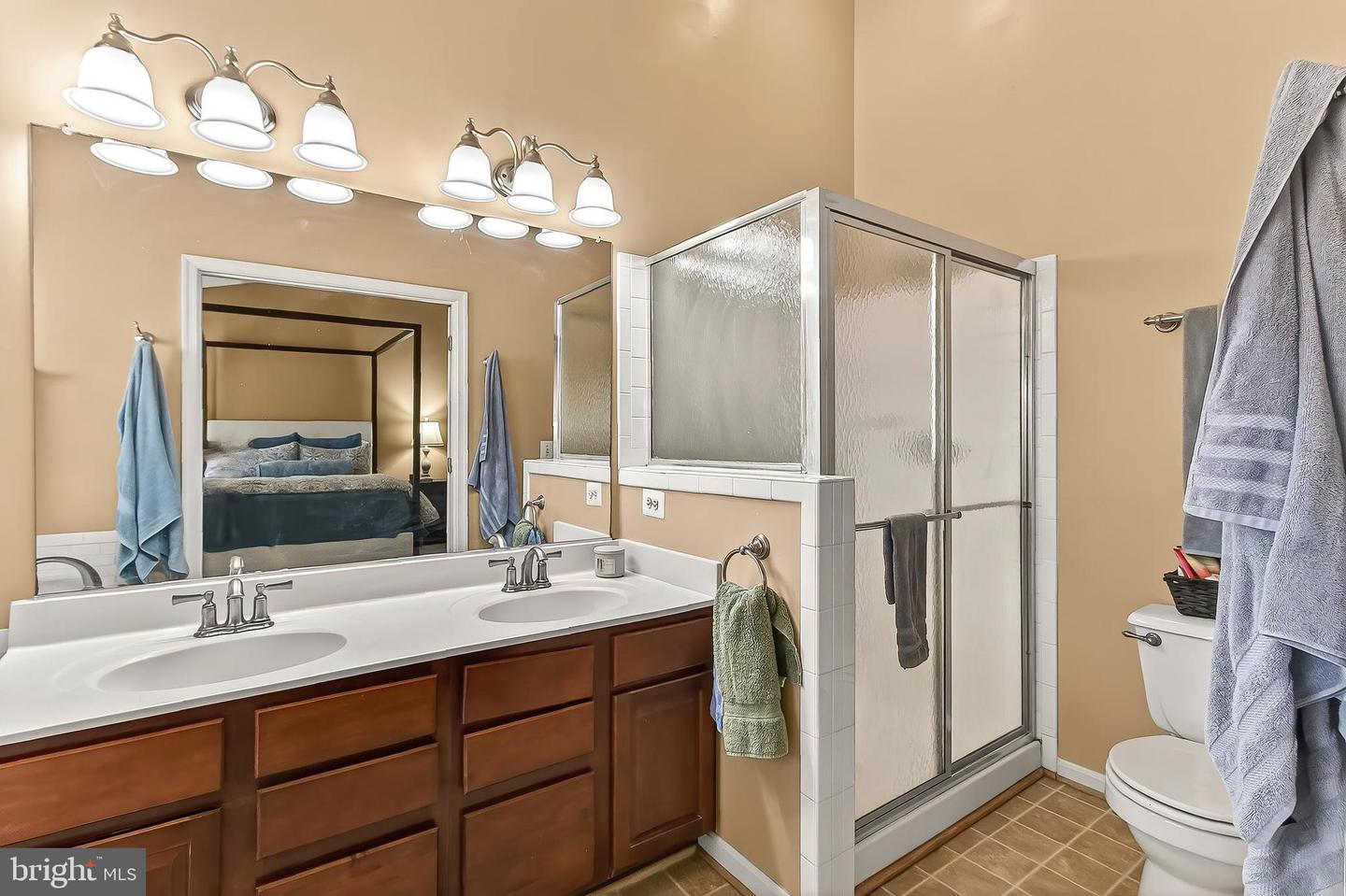 8445 CARMELA CIR, SPRINGFIELD, Virginia 22153, 3 Bedrooms Bedrooms, ,3 BathroomsBathrooms,Residential,For sale,8445 CARMELA CIR,VAFX2285780 MLS # VAFX2285780