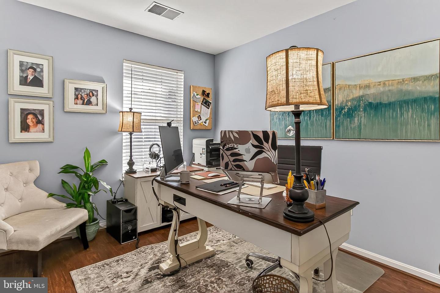 8445 CARMELA CIR, SPRINGFIELD, Virginia 22153, 3 Bedrooms Bedrooms, ,3 BathroomsBathrooms,Residential,For sale,8445 CARMELA CIR,VAFX2285780 MLS # VAFX2285780