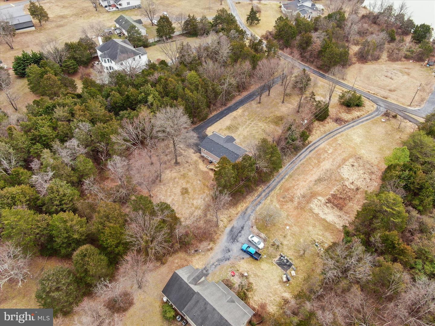 75 SOUTHERN DR, STRASBURG, Virginia 22657, 2 Bedrooms Bedrooms, 7 Rooms Rooms,2 BathroomsBathrooms,Residential,For sale,75 SOUTHERN DR,VAWR2013126 MLS # VAWR2013126