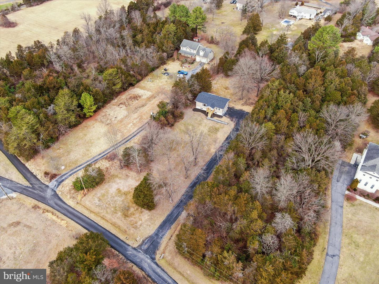 75 SOUTHERN DR, STRASBURG, Virginia 22657, 2 Bedrooms Bedrooms, 7 Rooms Rooms,2 BathroomsBathrooms,Residential,For sale,75 SOUTHERN DR,VAWR2013126 MLS # VAWR2013126