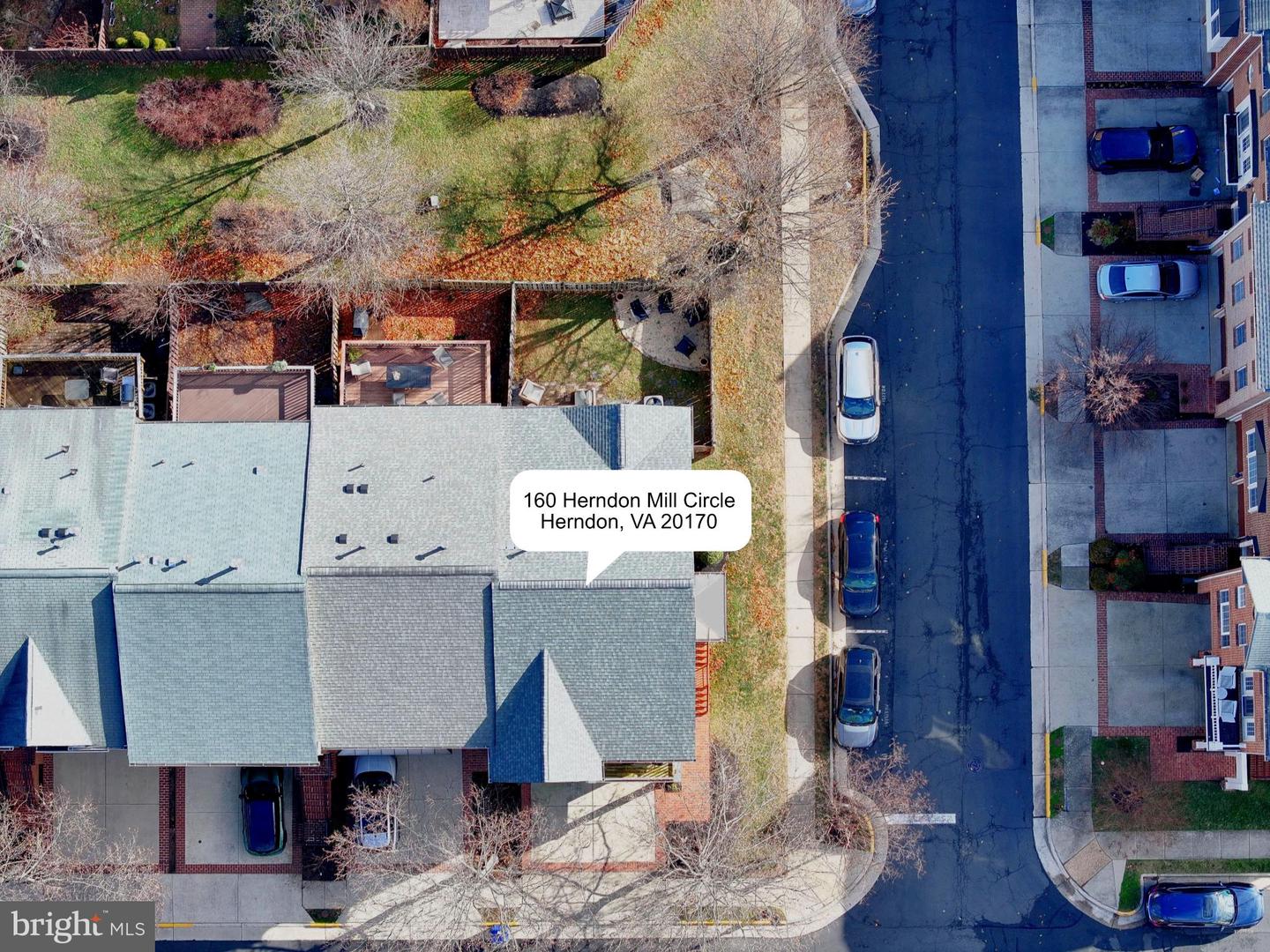 160 HERNDON MILL CIR, HERNDON, Virginia 20170, 3 Bedrooms Bedrooms, 7 Rooms Rooms,3 BathroomsBathrooms,Residential,For sale,160 HERNDON MILL CIR,VAFX2285862 MLS # VAFX2285862