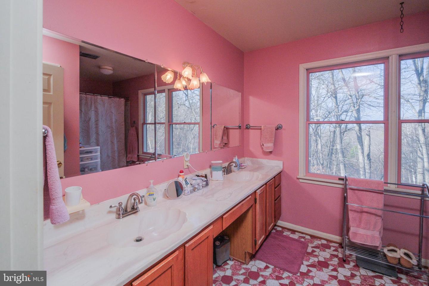 143 CARDINAL WIND DR, FRONT ROYAL, Virginia 22630, 4 Bedrooms Bedrooms, ,2 BathroomsBathrooms,Residential,For sale,143 CARDINAL WIND DR,VAWR2013132 MLS # VAWR2013132