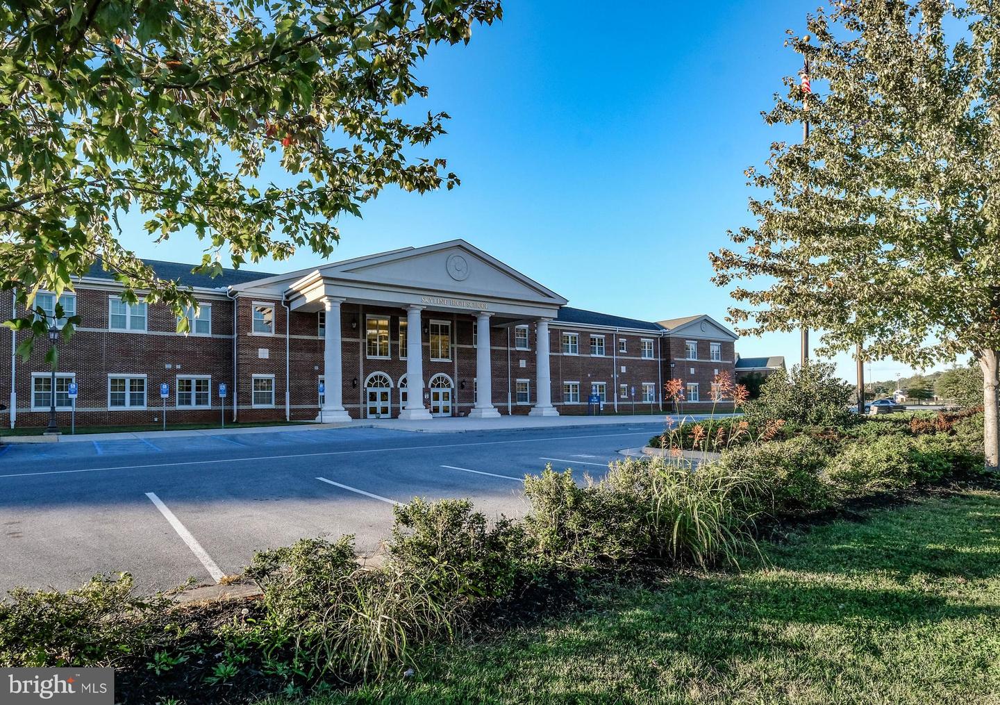 143 CARDINAL WIND DR, FRONT ROYAL, Virginia 22630, 4 Bedrooms Bedrooms, ,2 BathroomsBathrooms,Residential,For sale,143 CARDINAL WIND DR,VAWR2013132 MLS # VAWR2013132