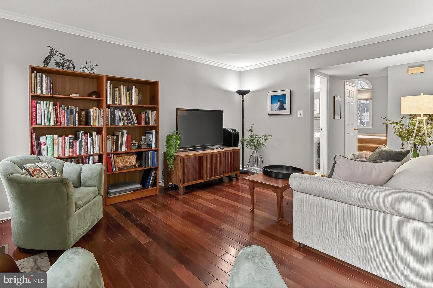 1081 TREVINO LN, HERNDON, Virginia 20170, 3 Bedrooms Bedrooms, ,3 BathroomsBathrooms,Residential,For sale,1081 TREVINO LN,VAFX2285882 MLS # VAFX2285882