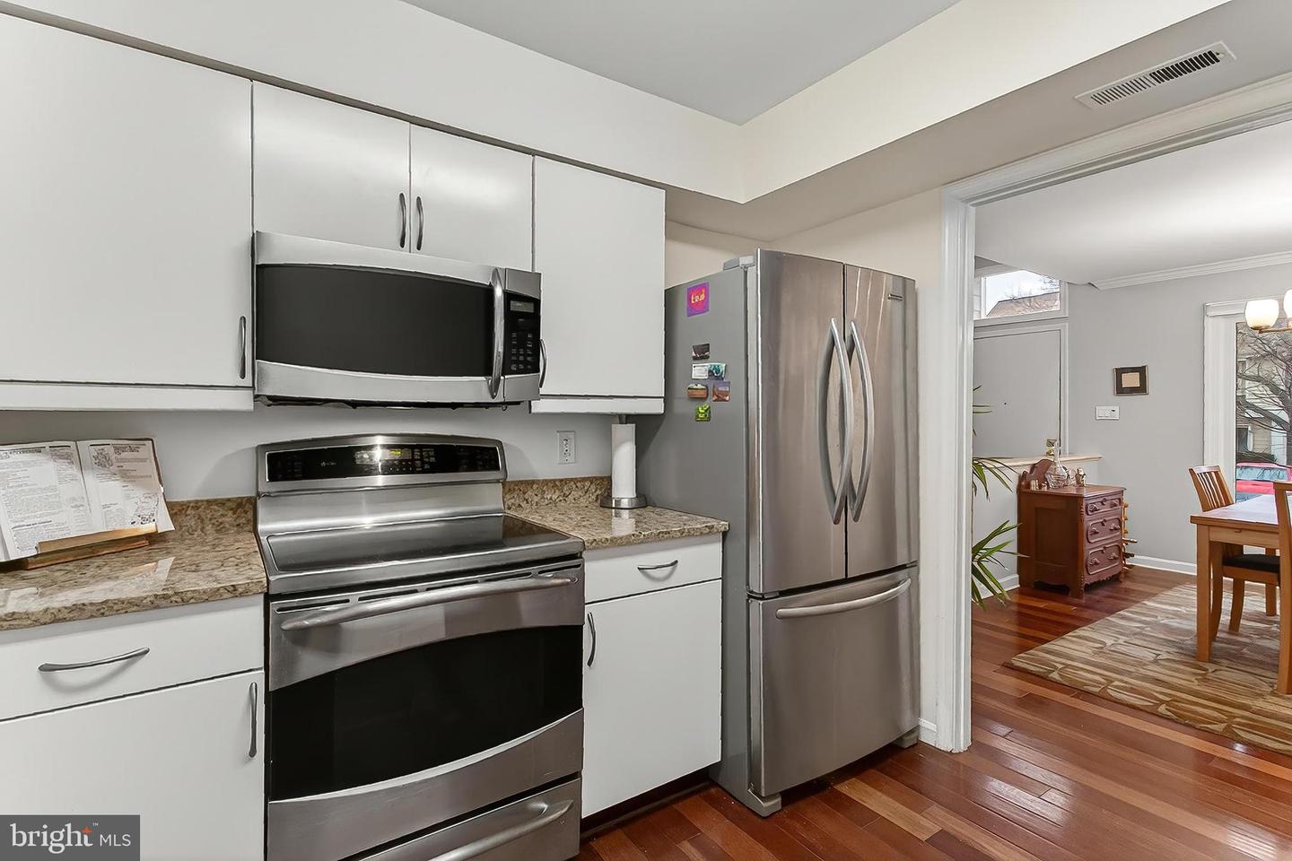 1081 TREVINO LN, HERNDON, Virginia 20170, 3 Bedrooms Bedrooms, ,3 BathroomsBathrooms,Residential,For sale,1081 TREVINO LN,VAFX2285882 MLS # VAFX2285882