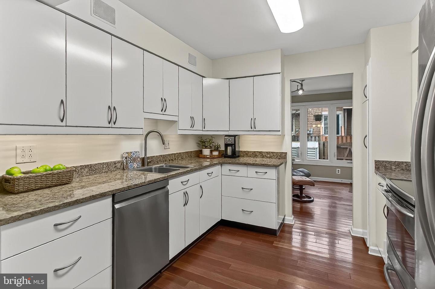 1081 TREVINO LN, HERNDON, Virginia 20170, 3 Bedrooms Bedrooms, ,3 BathroomsBathrooms,Residential,For sale,1081 TREVINO LN,VAFX2285882 MLS # VAFX2285882