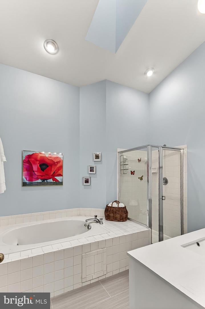 1081 TREVINO LN, HERNDON, Virginia 20170, 3 Bedrooms Bedrooms, ,3 BathroomsBathrooms,Residential,For sale,1081 TREVINO LN,VAFX2285882 MLS # VAFX2285882