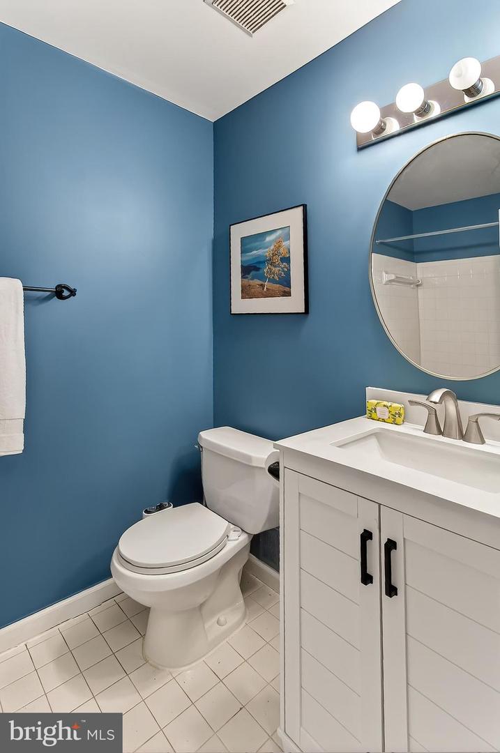 1081 TREVINO LN, HERNDON, Virginia 20170, 3 Bedrooms Bedrooms, ,3 BathroomsBathrooms,Residential,For sale,1081 TREVINO LN,VAFX2285882 MLS # VAFX2285882