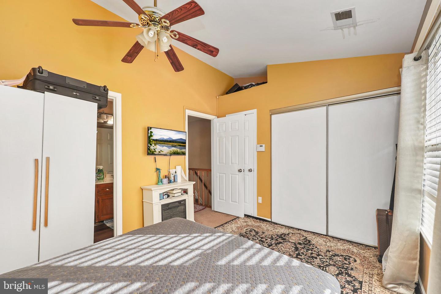 12289 GRANADA WAY, WOODBRIDGE, Virginia 22192, 2 Bedrooms Bedrooms, ,1 BathroomBathrooms,Residential,For sale,12289 GRANADA WAY,VAPW2110622 MLS # VAPW2110622