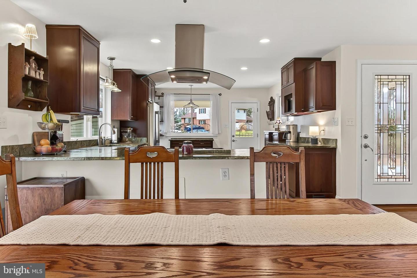 10016 RAEBURN CT, FAIRFAX, Virginia 22032, 4 Bedrooms Bedrooms, ,3 BathroomsBathrooms,Residential,For sale,10016 RAEBURN CT,VAFX2285946 MLS # VAFX2285946