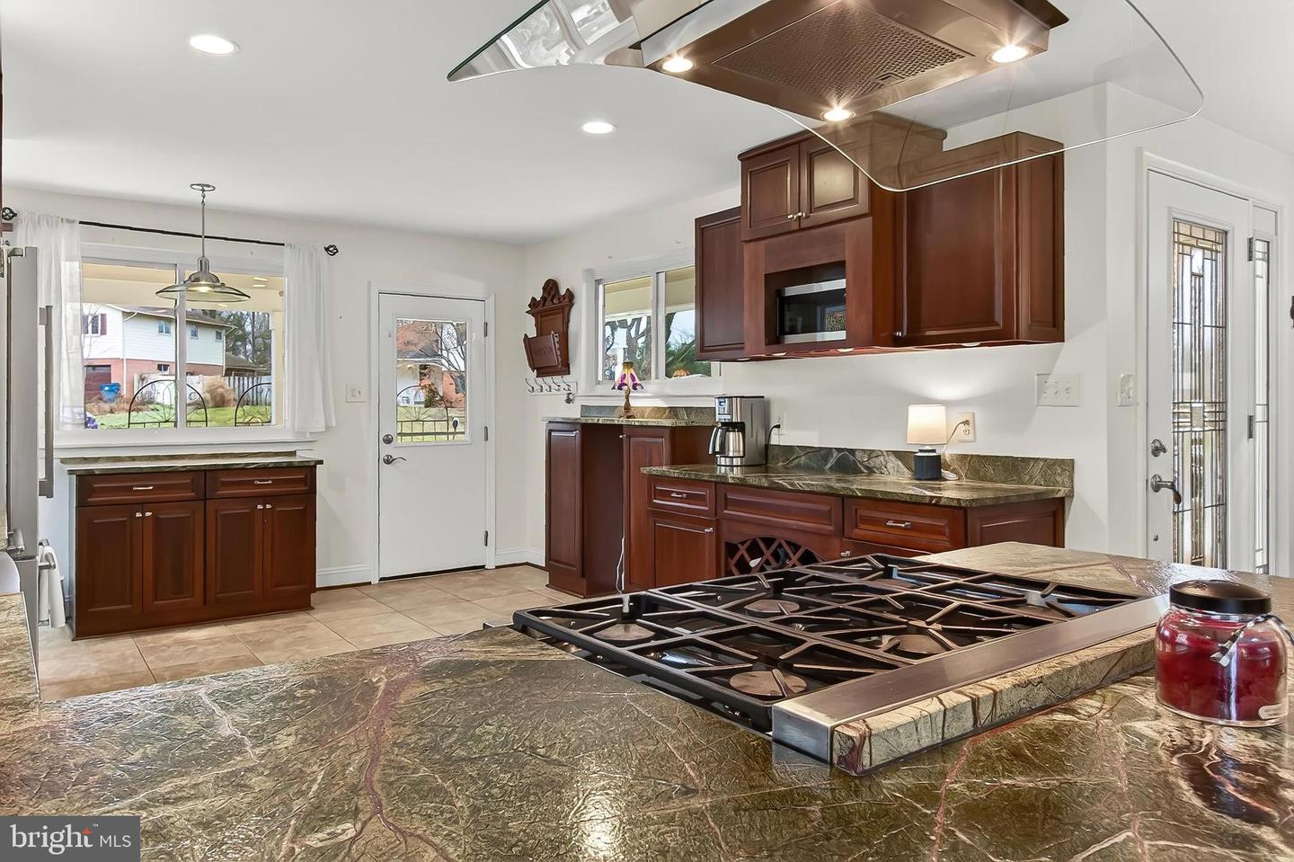 10016 RAEBURN CT, FAIRFAX, Virginia 22032, 4 Bedrooms Bedrooms, ,3 BathroomsBathrooms,Residential,For sale,10016 RAEBURN CT,VAFX2285946 MLS # VAFX2285946