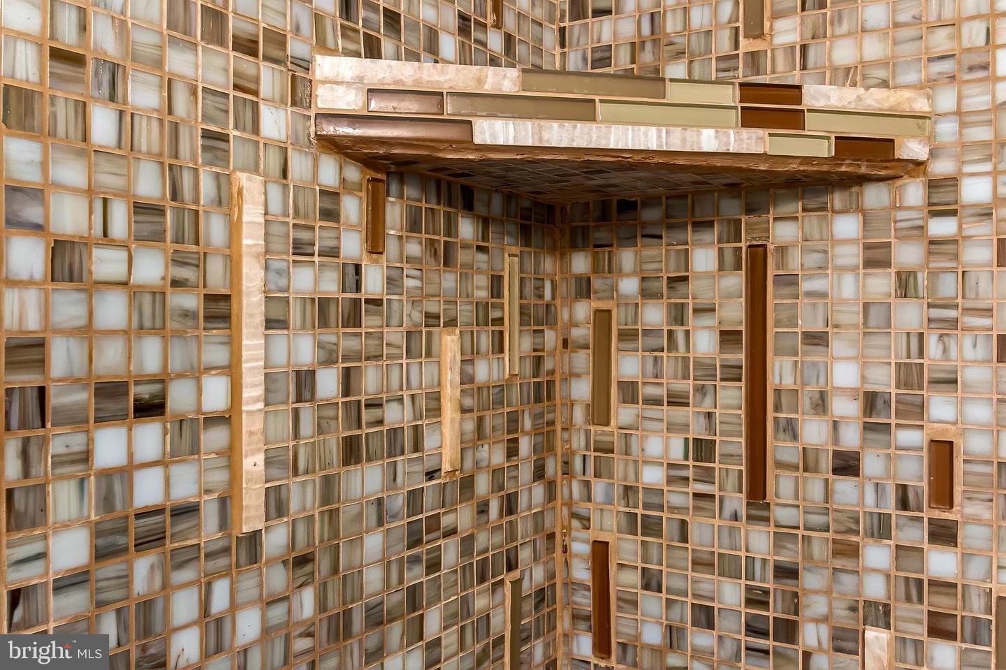 10016 RAEBURN CT, FAIRFAX, Virginia 22032, 4 Bedrooms Bedrooms, ,3 BathroomsBathrooms,Residential,For sale,10016 RAEBURN CT,VAFX2285946 MLS # VAFX2285946