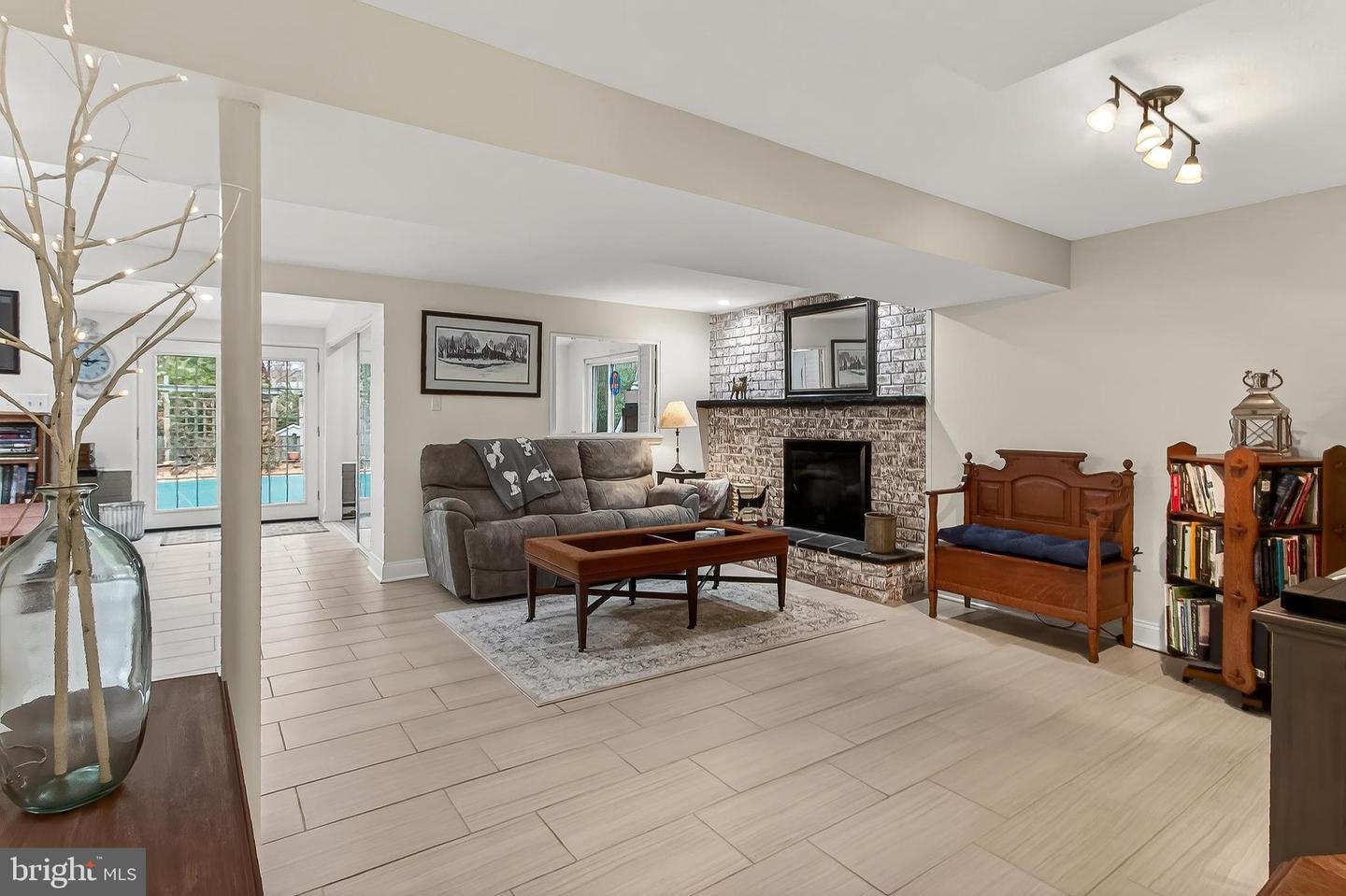 10016 RAEBURN CT, FAIRFAX, Virginia 22032, 4 Bedrooms Bedrooms, ,3 BathroomsBathrooms,Residential,For sale,10016 RAEBURN CT,VAFX2285946 MLS # VAFX2285946