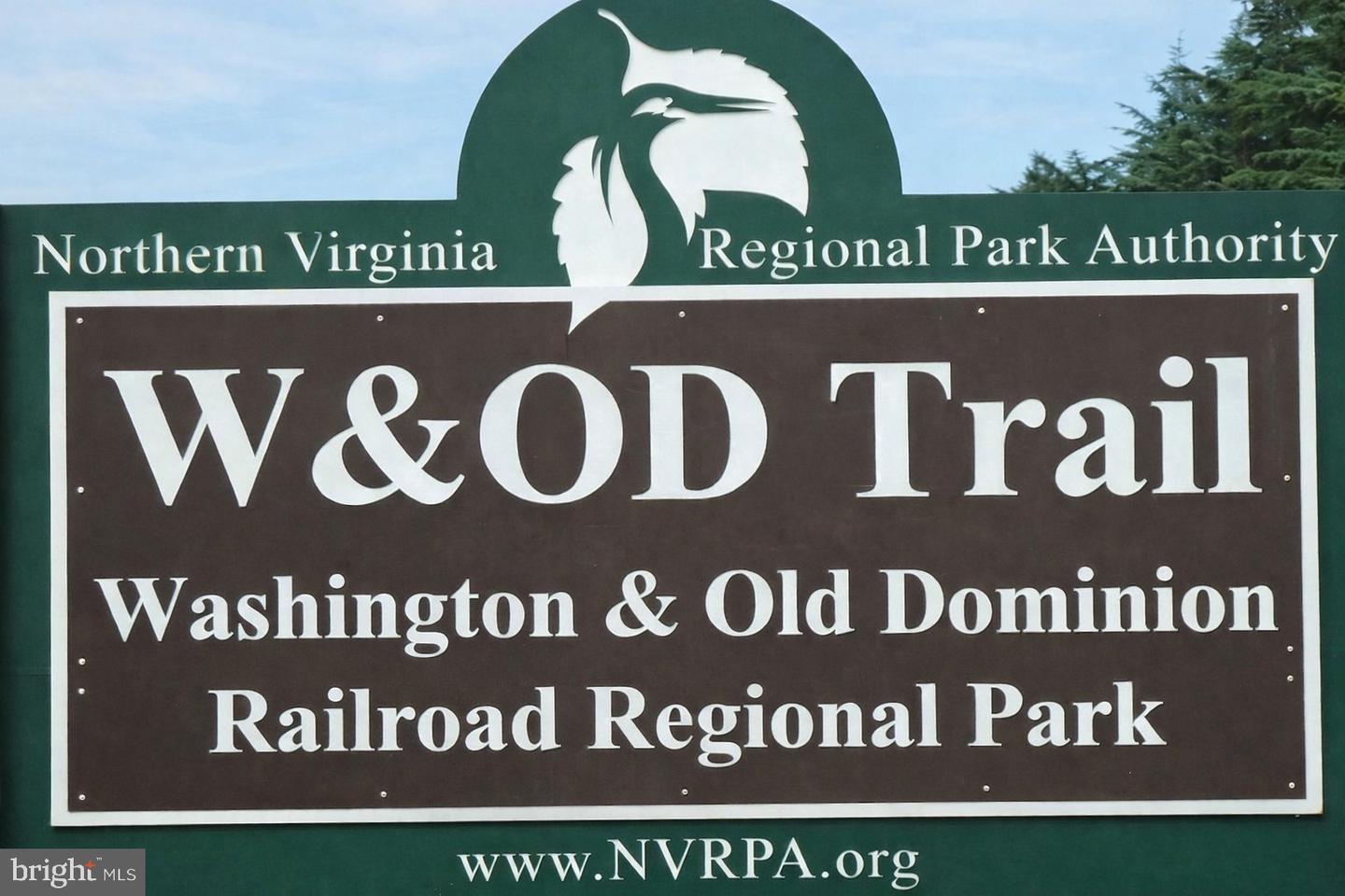 1657 PARKCREST CIR #100, RESTON, Virginia 20190, 2 Bedrooms Bedrooms, ,2 BathroomsBathrooms,Residential,For sale,1657 PARKCREST CIR #100,VAFX2285962 MLS # VAFX2285962