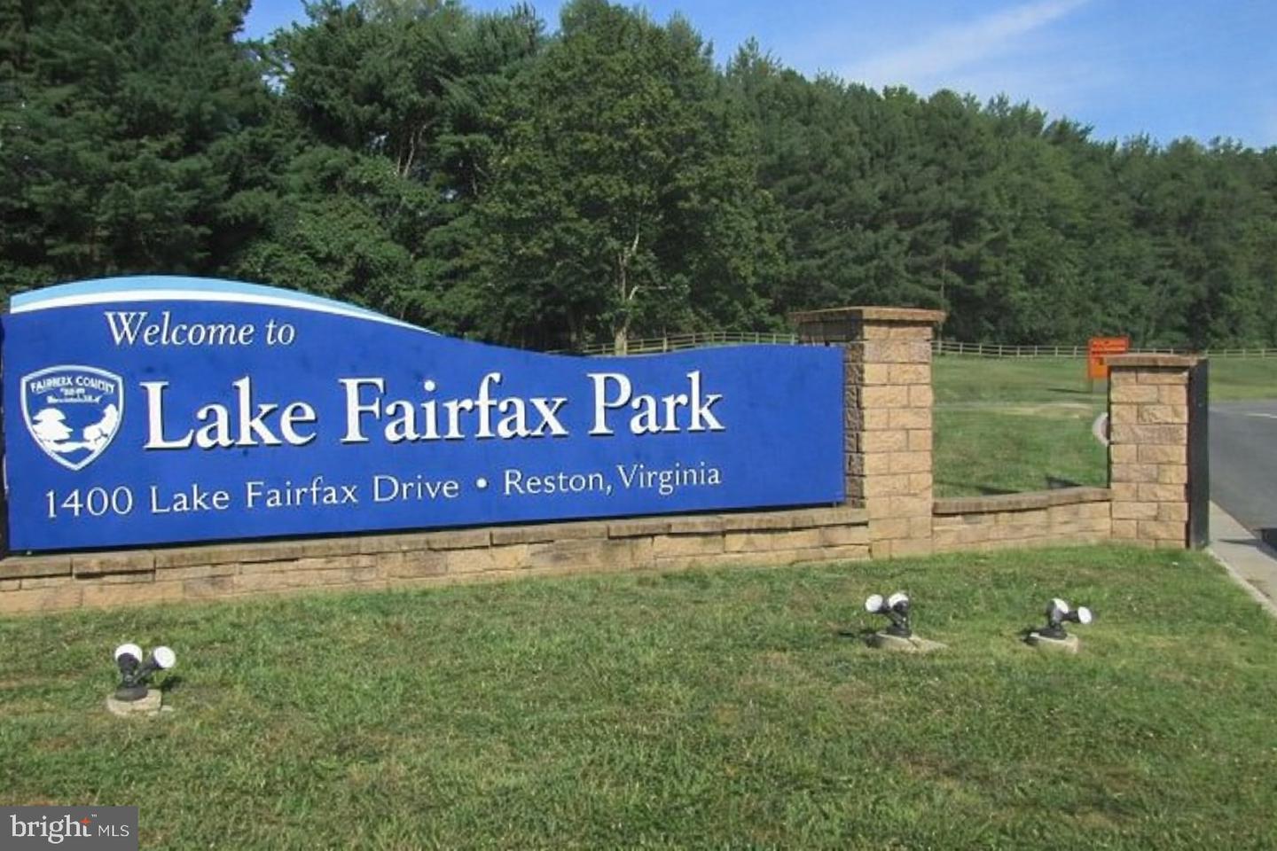 1657 PARKCREST CIR #100, RESTON, Virginia 20190, 2 Bedrooms Bedrooms, ,2 BathroomsBathrooms,Residential,For sale,1657 PARKCREST CIR #100,VAFX2285962 MLS # VAFX2285962