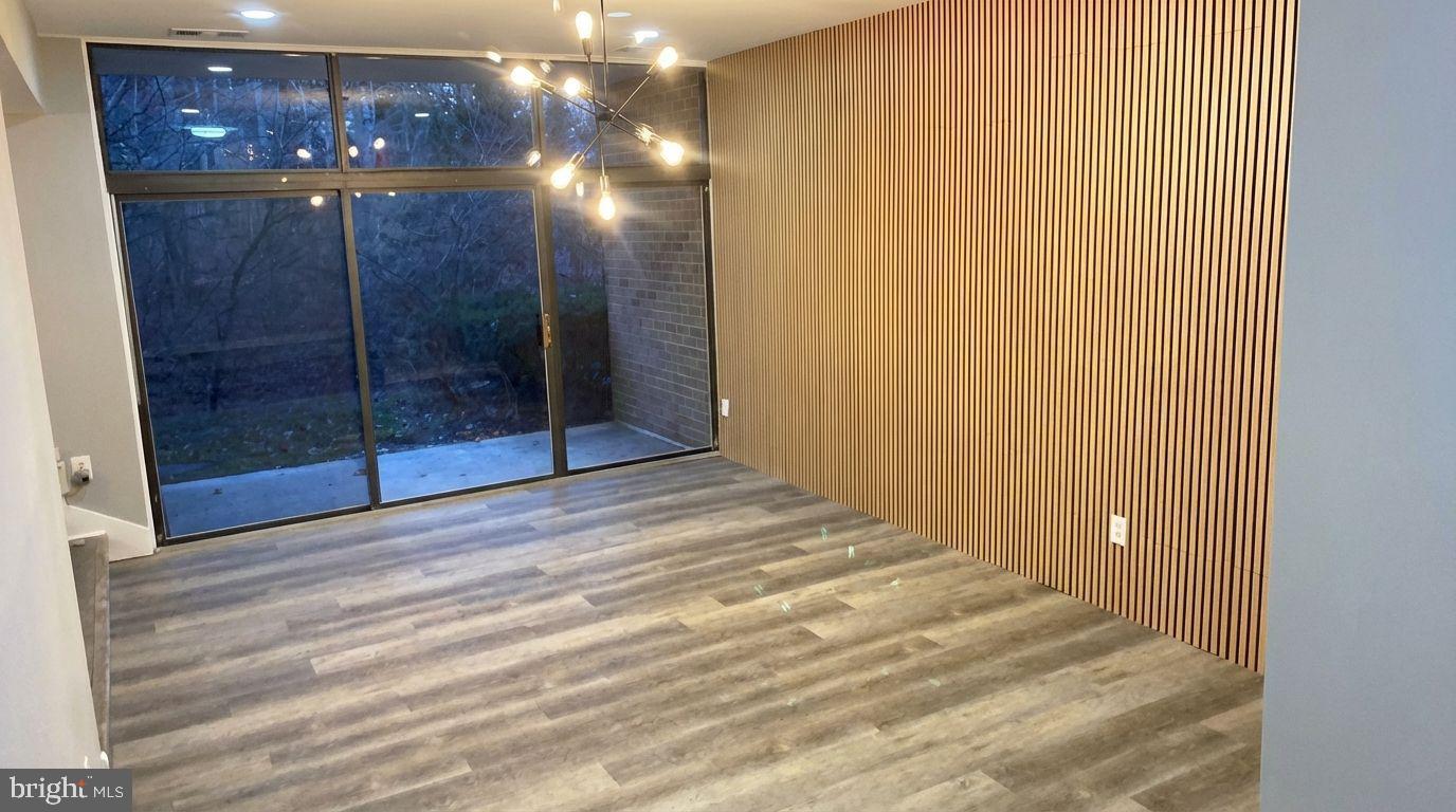 1657 PARKCREST CIR #100, RESTON, Virginia 20190, 2 Bedrooms Bedrooms, ,2 BathroomsBathrooms,Residential,For sale,1657 PARKCREST CIR #100,VAFX2285962 MLS # VAFX2285962