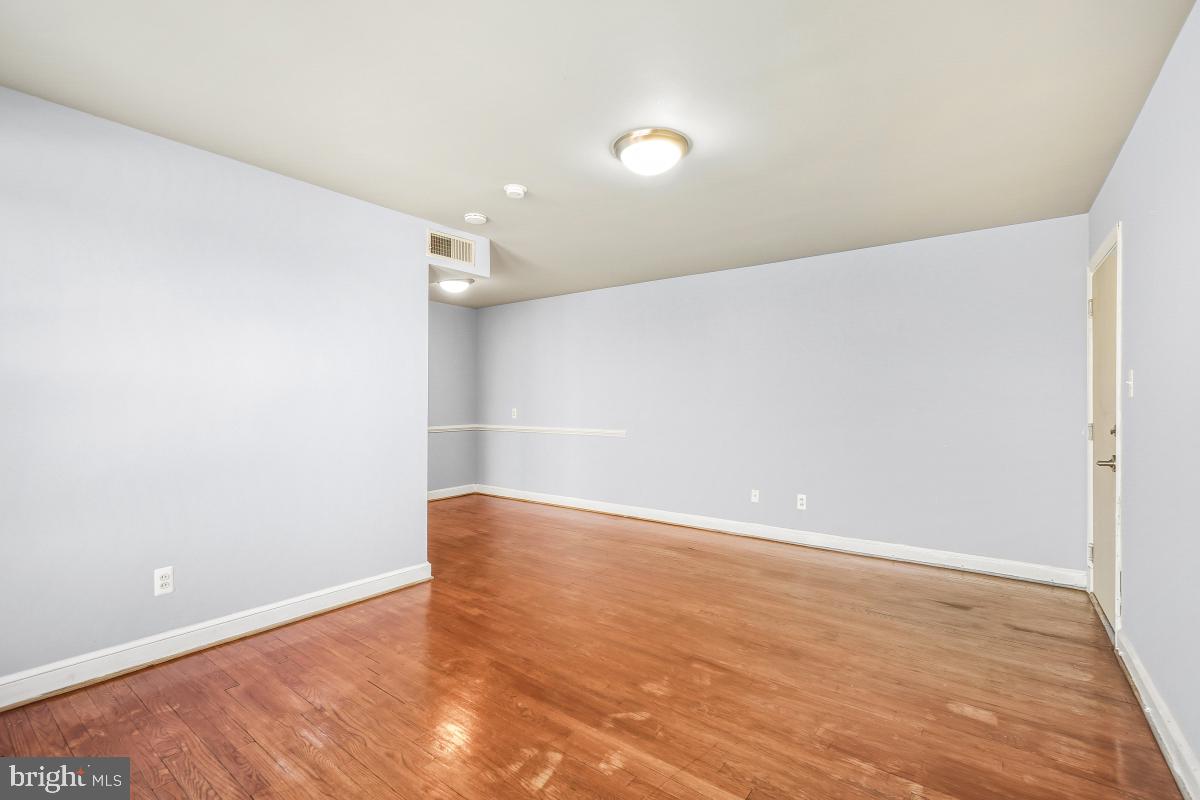 4408 1ST PL NE #21, WASHINGTON, District Of Columbia 20011, 1 Bedroom Bedrooms, 6 Rooms Rooms,1 BathroomBathrooms,Residential,For sale,4408 1ST PL NE #21,DCDC2241598 MLS # DCDC2241598